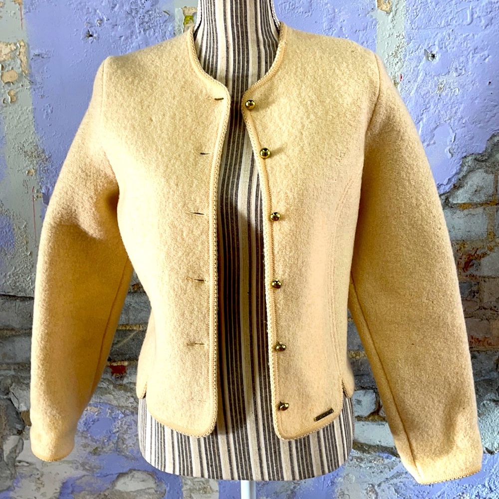 Vintage Geiger tyrol jacket